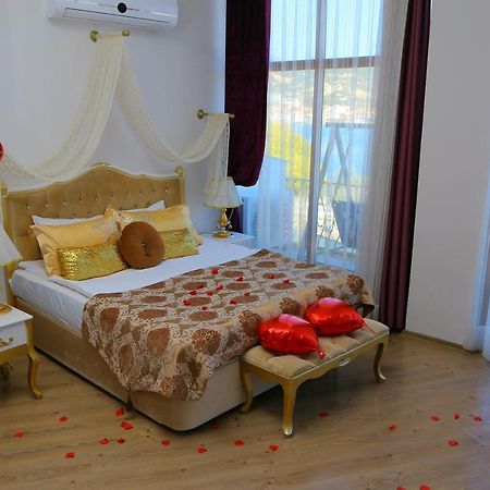 Huri & Nuri Hotel (Adults Only) フォチャ エクステリア 写真