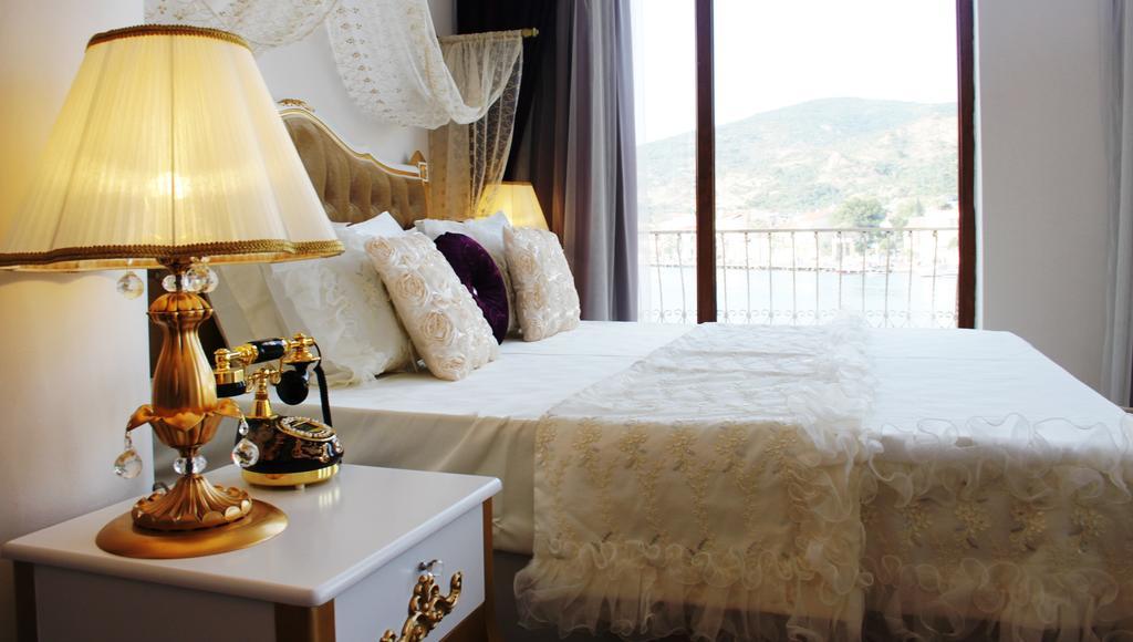 Huri & Nuri Hotel (Adults Only) フォチャ エクステリア 写真