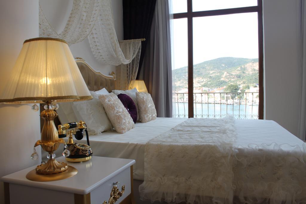 Huri & Nuri Hotel (Adults Only) フォチャ エクステリア 写真